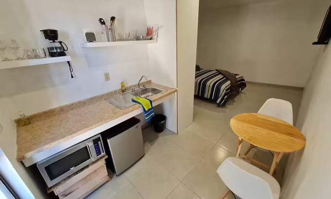 Zapopan Apartment | R3 Acogedor cuarto entrada independiente Zapopan