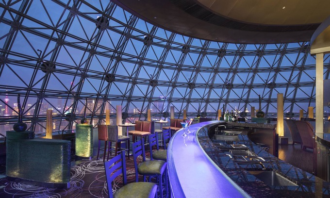 Downtown Shanghai Hotel | Radisson Blu Hotel Shanghai New World