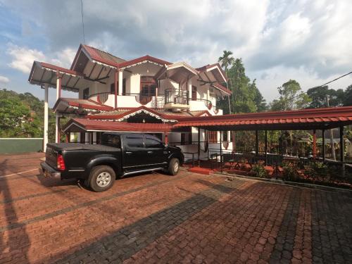 Nawalapitiya House | Rafting Reach Layathraa