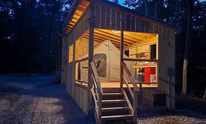 Pikeville Cabin | Ragnar's Retreat - Charming cabin in wonderful Pikeville with WiFi