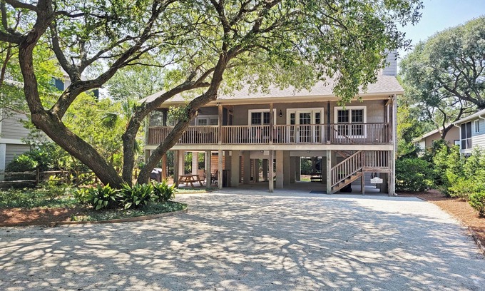 North Litchfield Beach House | Raised Beach Cottage, Screened Porch w/Rockers, 2 TV Dens, Grill, Walk to Beach