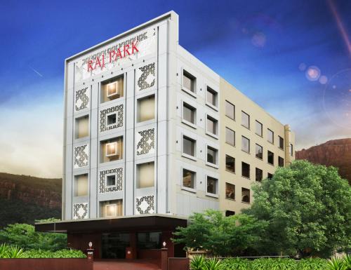 Tirupati Hotel | Raj Park- Hill View