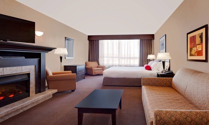 Camrose Hotel | Ramada by Wyndham Camrose