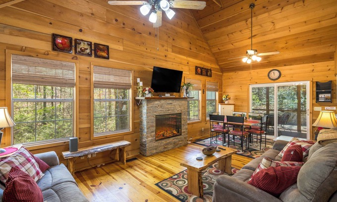 Sautee Nacoochee Cabin | Ramblewood - 3rd Night Free! See Details Below.