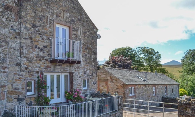 Wigton House | Rambling Rose- Lwg