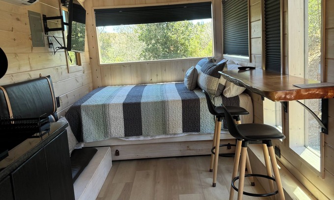 Cambria Cabin | Ranch style living with incredible views!
