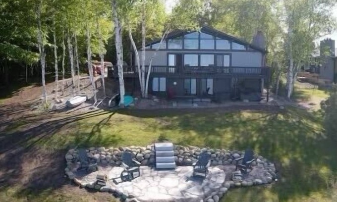 Presque Isle House | Rapid Retreat - Golden Leaves, Crisp Air & Cozy Comfort Await You!