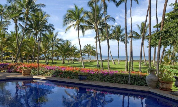 Kihei Villa | RARE, GATED PRIVATE BEACHFRONT HOME, PRIVATE POOL 6 BED 6 BATHS