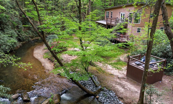 Blue Ridge Cabin | Rare Pristine Waterfront Hot Tub Dog Friendly 9mi 2BR