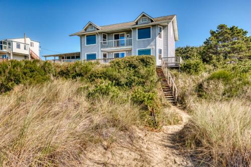 Florence House | Rascals Oceanfront Retreat