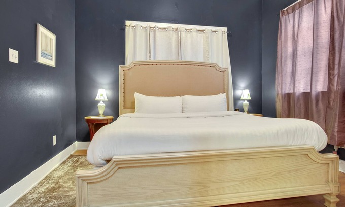 Treme Hotel | Rathbone Mansions - Apartment