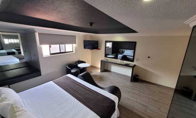 Doctores Hotel | Real la Viga Motel