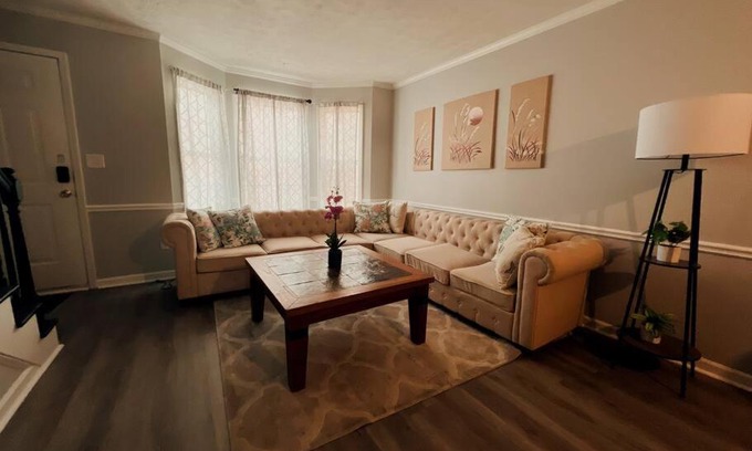 Athens Apartment | Recently Renovated Condo!