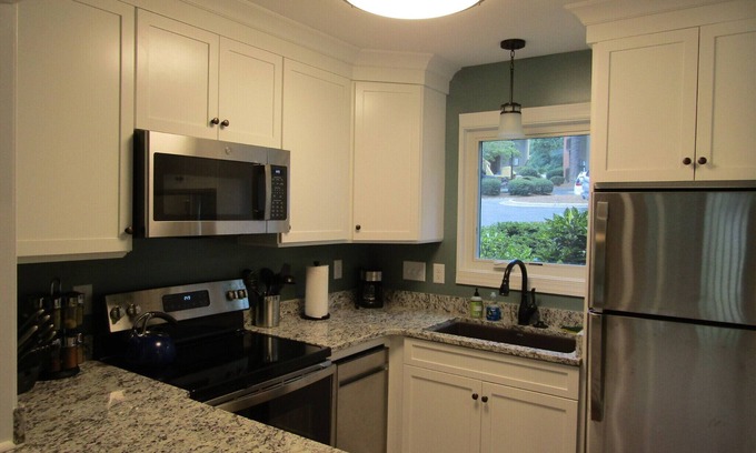 Pinehurst Condo | Reconfigured 2 bedroom, 2 bath condo, walking distance Pinehurst Resort.