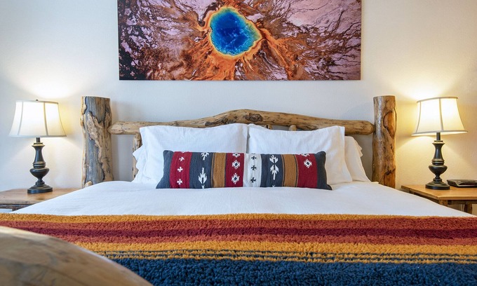 Driggs Condo | Recreation Headquarters! National Parks! Hot Tubs & Gym! On Teton Creek! Clean!