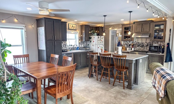 Waterbury House | Recreation Paradise on 600+ Acres