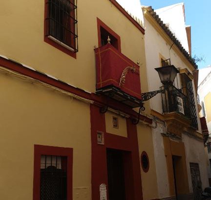 Encarnacion-Regina House | Recuerdos de la Abuela