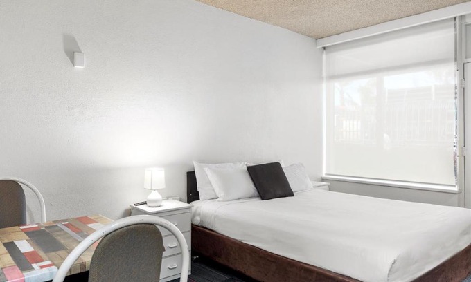Mount Gambier Hotel | Red Carpet Motel