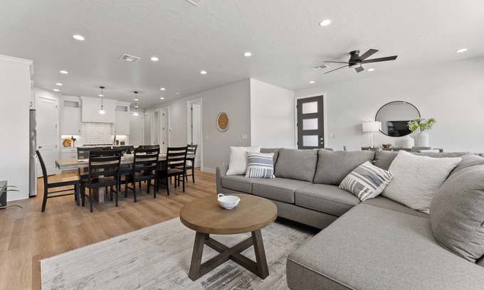 St. George House | Red Desert Oasis: Desert Color Lagoon + Beaches