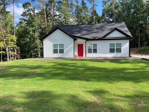 Dahlonega House | Red Door Cottage
