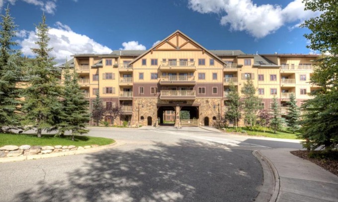 River Run House | Red Hawk Lodge by Summit County Mountain Retreats