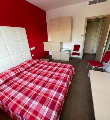 Marta Apartment | Red House - Borgo Lago