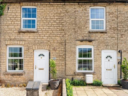 Easton on the Hill House | Red Kite Cottage