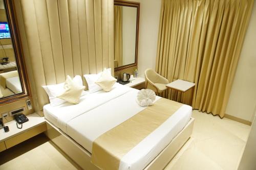 Kanpur Hotel | Red Orchid