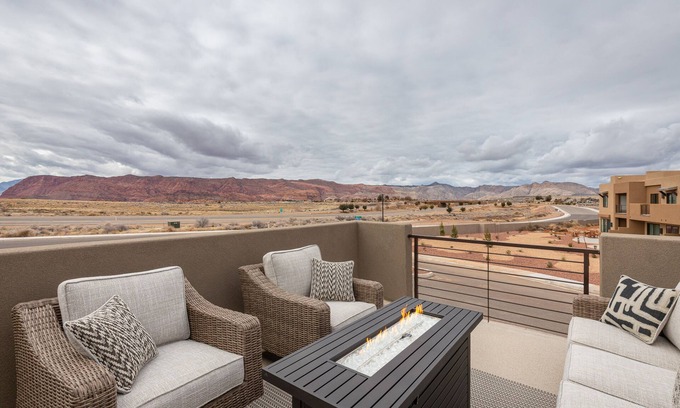 St. George House | Red Rock Oasis at The Ledges Golf Club *Resort Amenities Included!