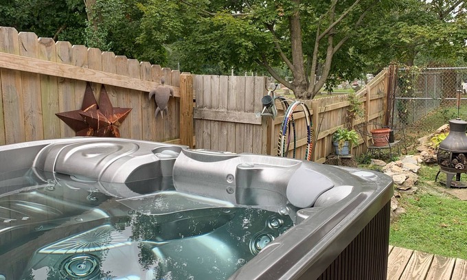 Versailles House | Red roof bungalow minutes from Keeneland race course bourbon trail. Hot tub