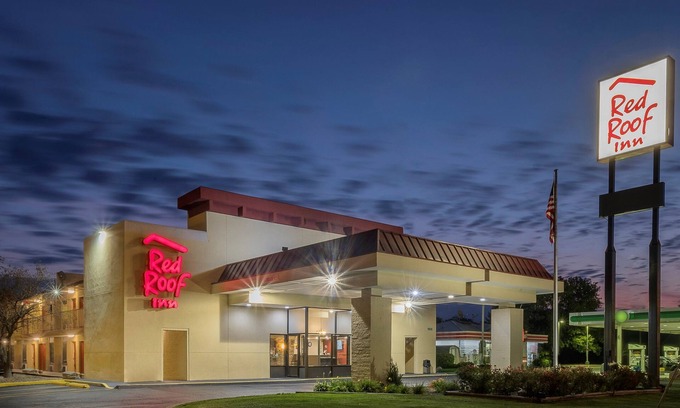 Bloomington Hotel | Red Roof Inn Bloomington - Normal/University