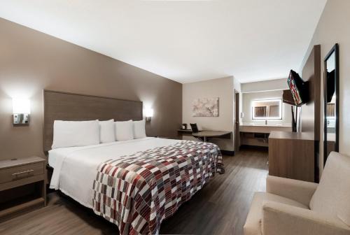 Graysville Hotel | Red Roof Inn Chattanooga - Hamilton Place