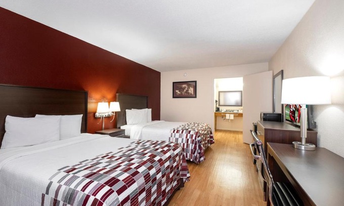 Knoxville Hotel | Red Roof Inn Knoxville North - Merchants Drive