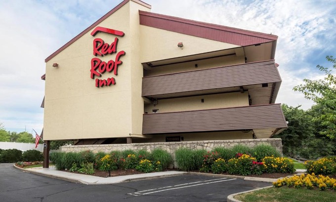 Milford Hotel | Red Roof Inn Milford - New Haven