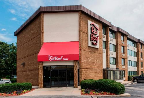 Southwest Raleigh Hotel | Red Roof Inn Raleigh Southwest - Cary