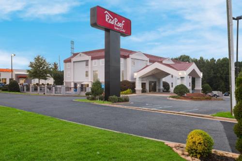 Newnan Hotel | Red Roof Inn & Suites Newnan