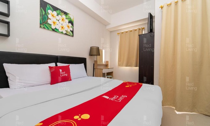 Bekasi Timur Hotel | RedLiving Apartemen Transpark Juanda - F88 Tower Jade