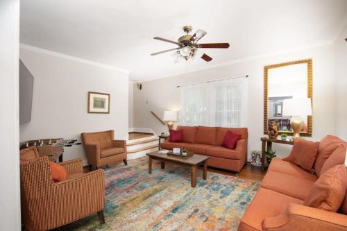 Redmont Park House | Redmont Revival-Walkable-Pets-UAB
