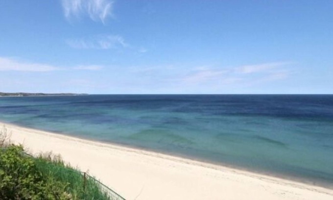 Sagamore Beach House | REDUCED RATES!! WATERFRONT PET FRIENDLY AC BOOK NOW