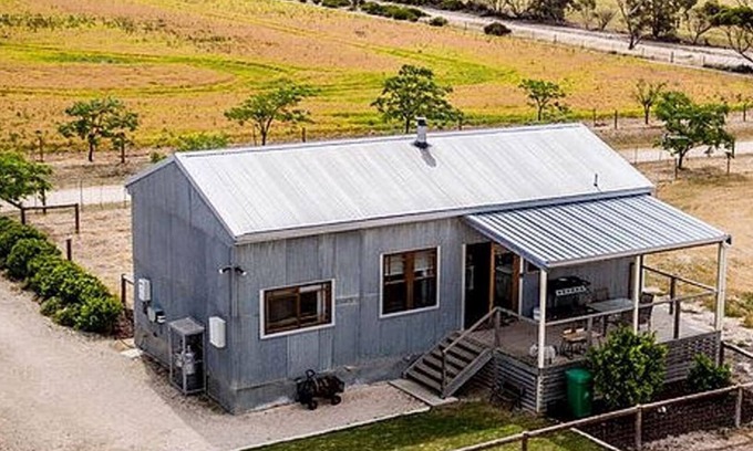 Moonta Other | Redwing Barn, the perfect family getaway. Say Hi to the animals! Pet friendly!