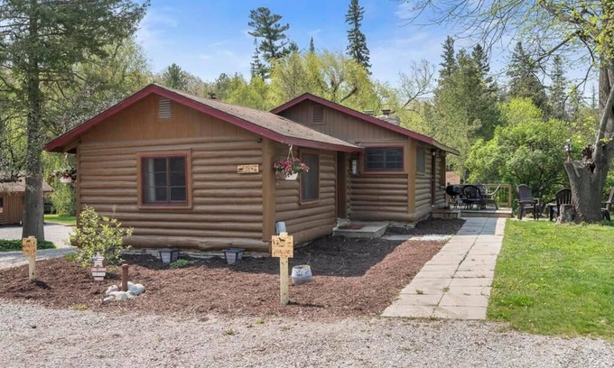 Indian River Cabin | Reed's on the River Cabin 8