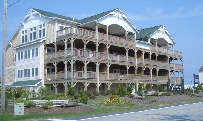 Kill Devil Hills Condo | Reelaxation: Oceanside Condo, YMCA Access
