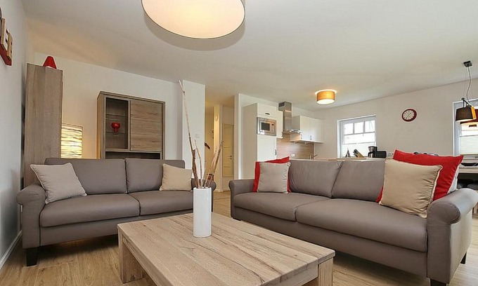 Tarnewitz House | Reethaus Am Mariannenweg 12b