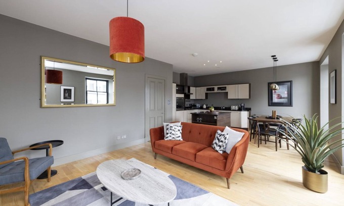New Town Apartment | Refined Apartment nestled in New Town