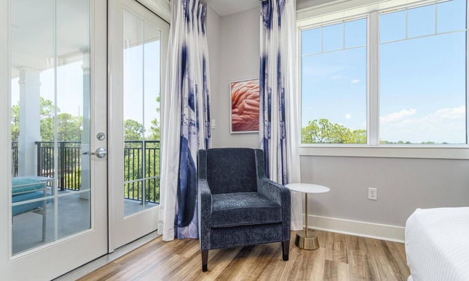 Four Mile Village Condo | Refined Comfort Awaits You and Your Guests in this Three-Bedroom Retreat with Pool Views at Sandestin Golf and Beach Resort!