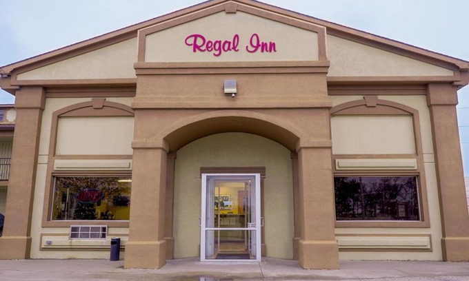 Coffeyville Hotel | Regal Inn Coffeyville