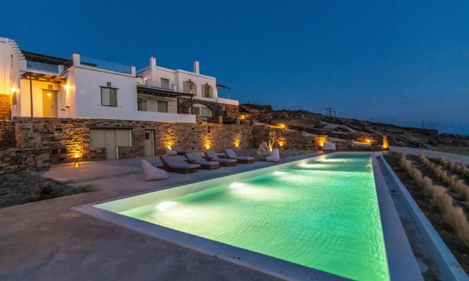 Exomvourgo Villa | ReGenesis Villas