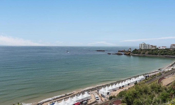 Biarritz Apartment | Reine de Serbie
