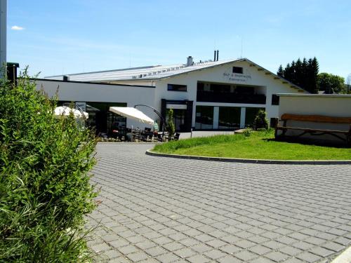 Eibenstock Hotel | Reit- und Sporthotel Eibenstock