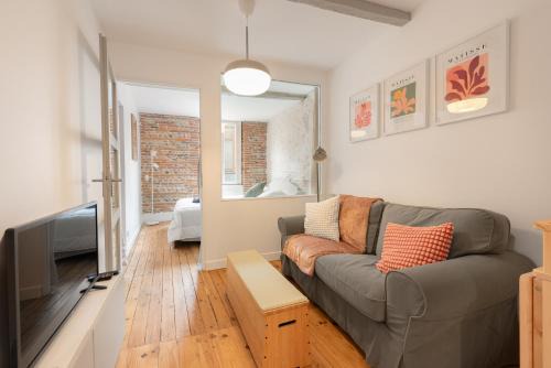 Marengo - Jolimont Apartment | Relais de la Gare - appartement traversant et calme